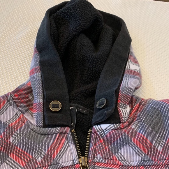 ✅ Volcom Red Gray White Black Zipper Hoodie, Small - Picture 2 of 11